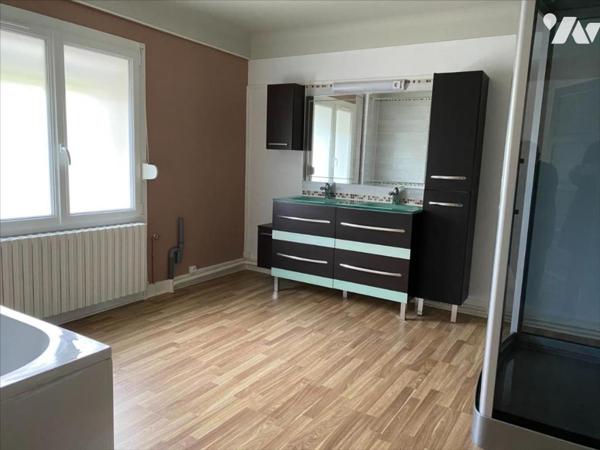 AUBE - Immeuble de 3 appartements