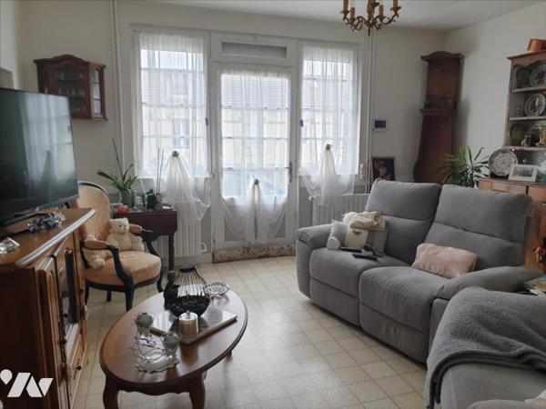 AUBE - Immeuble de 3 appartements