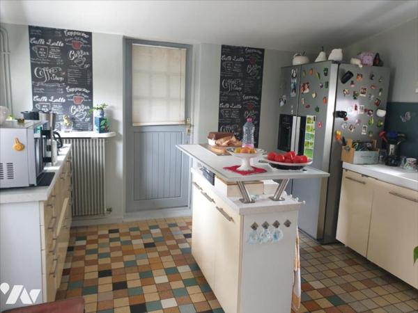 AUBE - Immeuble de 3 appartements