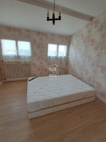 86540 THURE Maison Thure 5 pièce(s) 98 m2