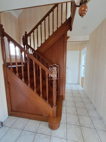 86540 THURE Maison Thure 5 pièce(s) 98 m2