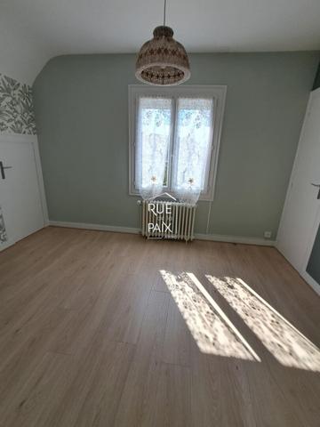 86540 THURE Maison Thure 5 pièce(s) 98 m2