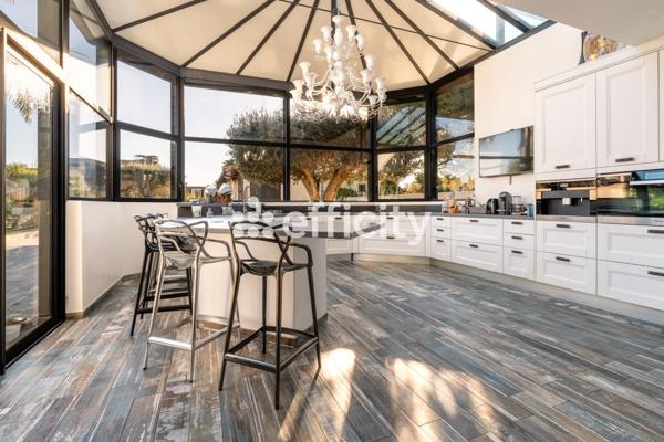 Maison 7 pièces - 344 m² Bien prestige