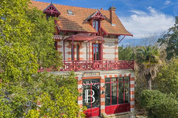 Arcachon, Villa  296 m² à vendre