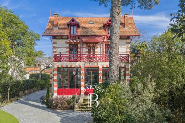 Arcachon, Villa  296 m² à vendre