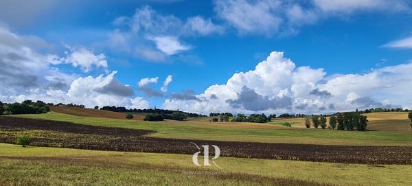 Saint-Clar (32380) Emplacement Parfait !!