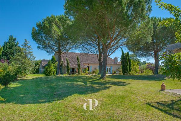 Saint-Clar (32380) Emplacement Parfait !!