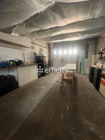 Maison
         7 pièces
        - 147 m² Exclusivité 577 500 € *