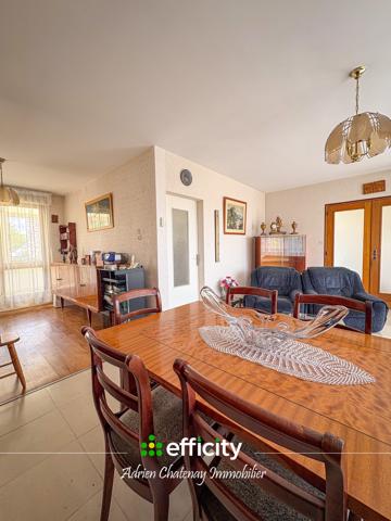 Maison
         6 pièces
        - 110 m² 213 600 € *