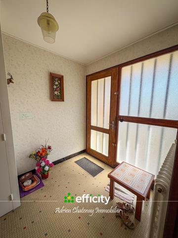 Maison
         6 pièces
        - 110 m² 213 600 € *