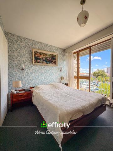 Maison
         6 pièces
        - 110 m² 213 600 € *