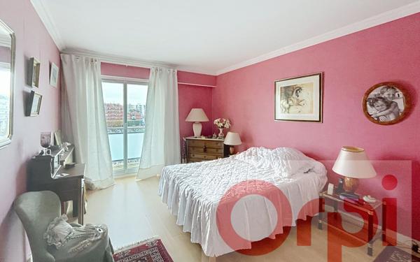 Appartement à vendre    5 pièces • 118 m2 Vanves