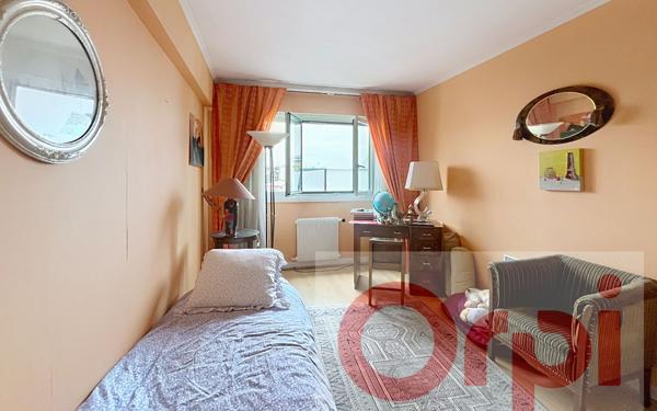 Appartement à vendre    5 pièces • 118 m2 Vanves