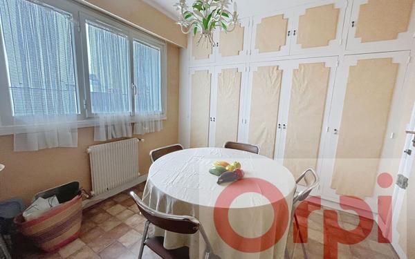 Appartement à vendre    5 pièces • 118 m2 Vanves