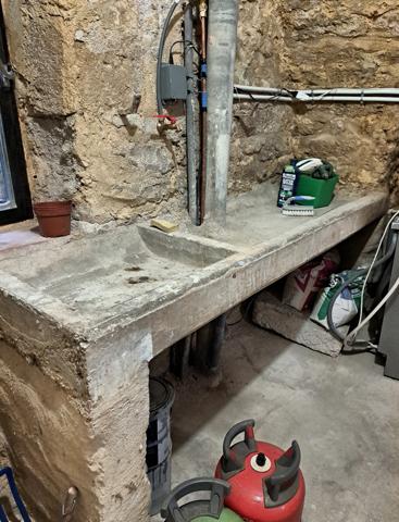 Demeure de charme au coeur de Sommières, Garage, jardinet, terrasse