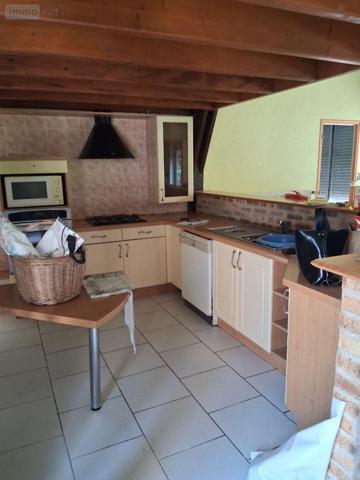 Maison à restaurer à vendre à Breil dans le Maine-et-Loire (49490), ref : 402   
bauge