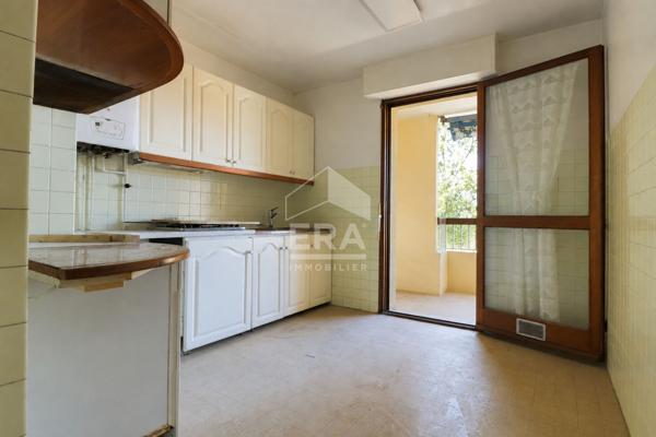 A vendre Grand T3 de 77 m2 - secteur Beaumont Saint-Barnabé, belle luminosité, dernier étage,  terrasse avec vue dégagée
