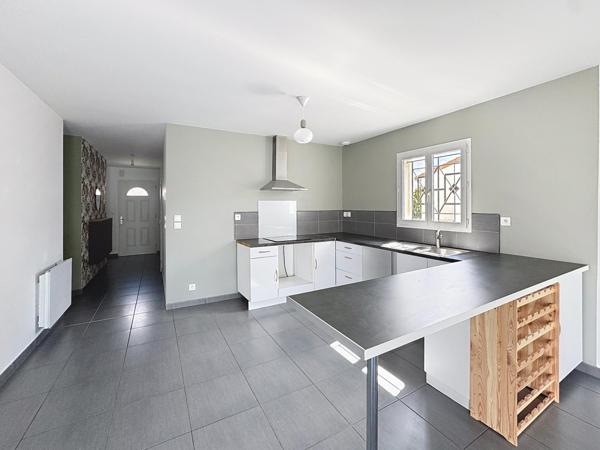 plain pied 3 chambres + garage + jardin