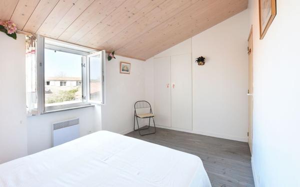 Maison à vendre    5 pièces • 104 m2 Les Portes-en-Ré