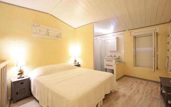 Maison à vendre    5 pièces • 104 m2 Les Portes-en-Ré