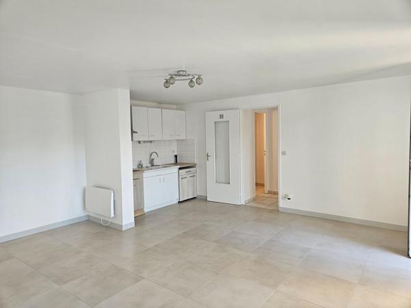 Maison d'habitation de plain-pied rénovée à louer à Perrusson