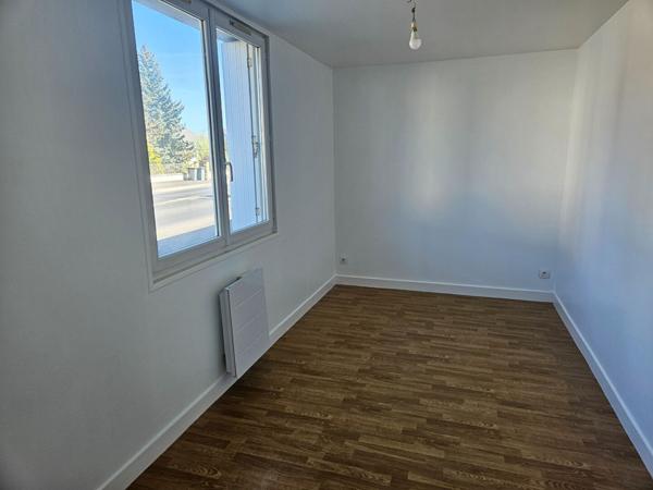 Maison d'habitation de plain-pied rénovée à louer à Perrusson
