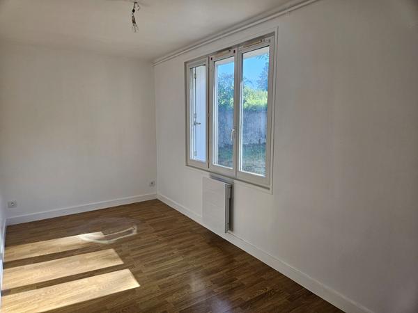 Maison d'habitation de plain-pied rénovée à louer à Perrusson