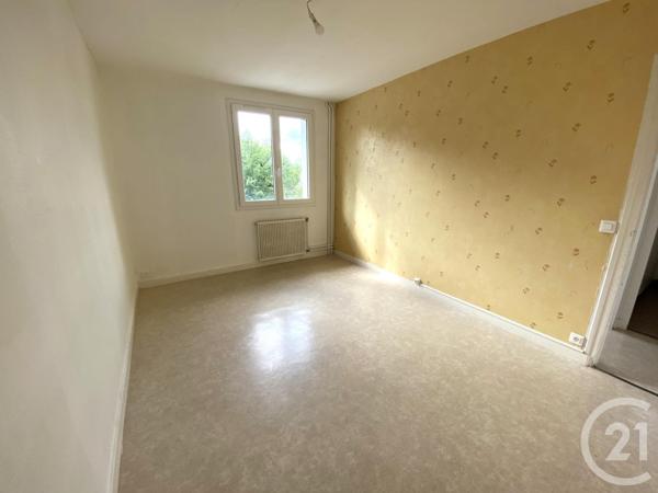 Appartement T4 à vendre  5 pièces - 87,25 m2 NOZAY - 44