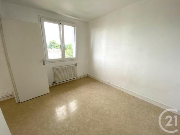 Appartement T4 à vendre  5 pièces - 87,25 m2 NOZAY - 44