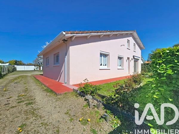 Maison à vendre 6 pièces 140 m² Saint-Maurice-sur-Adour