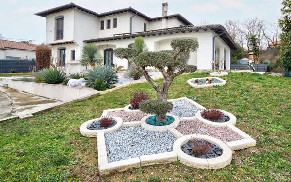 Maison à vendre    6 pièces •  Plaisance-du-Touch