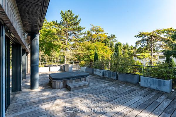 Propriété ossature bois au style industriel à Saint Cucufa Rueil-Malmaison