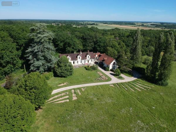 Propriete à vendre à Vallières-les-Grandes dans le Loir-et-Cher (41400), ref : 021/MA0778