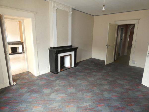 Carcassonne centre ville Appt T4 de 166 m² habitables