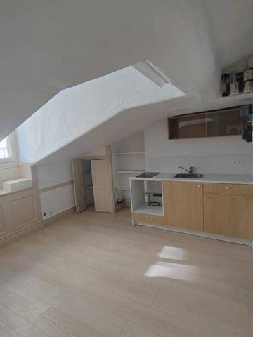 Appartement 1 pièce                                        - 42000 Saint-Étienne Réf : 12260
