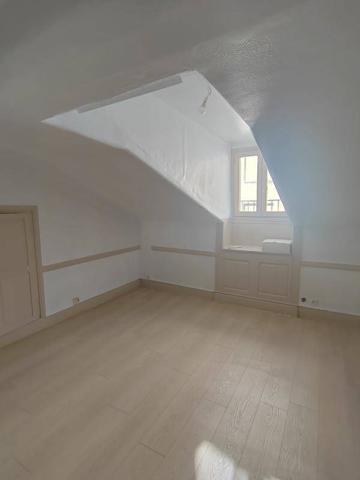 Appartement 1 pièce                                        - 42000 Saint-Étienne Réf : 12260
