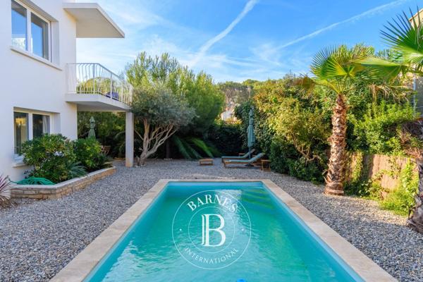Sanary-sur-Mer, Villa 5 Chambres -  175 m² à vendre