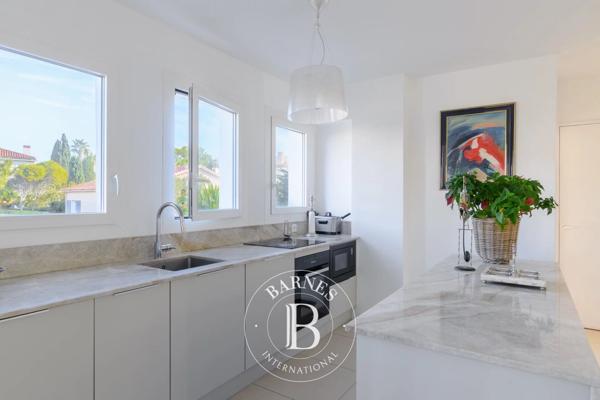 Sanary-sur-Mer, Villa 5 Chambres -  175 m² à vendre