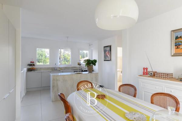 Sanary-sur-Mer, Villa 5 Chambres -  175 m² à vendre