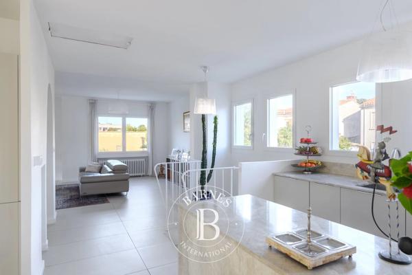 Sanary-sur-Mer, Villa 5 Chambres -  175 m² à vendre