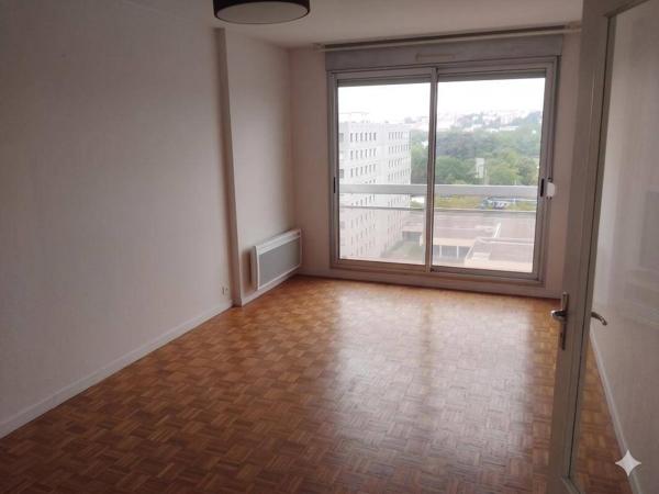 Appartement 2 pièces                                        - 69100 Villeurbanne Réf : 5142