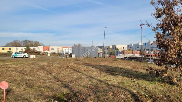 TERRAIN CONSTRUCTIBLE LE MANS