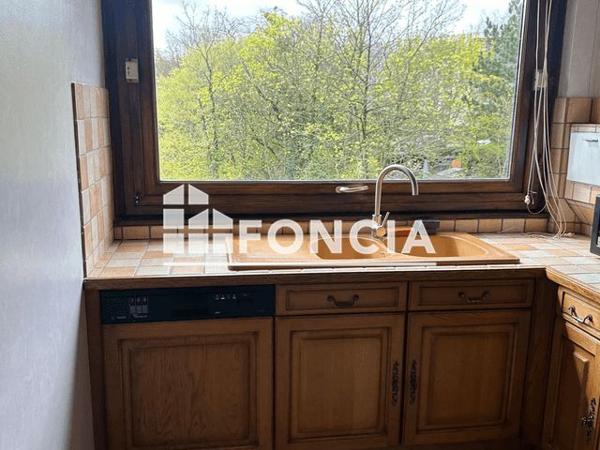 Location Appartement 3 pièces 80.8 m² - 34-36 RUE VICTOR HUGO Carrieres Sur Seine 78420