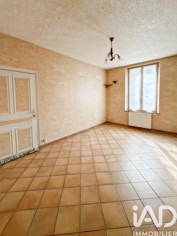 Maison à vendre 4 pièces 108 m² Gy-les-Nonains