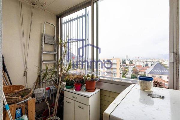 Appartement 4 pièces                                        - 38800 Le Pont-de-Claix Réf : 21495-IMMODEFRANCE69