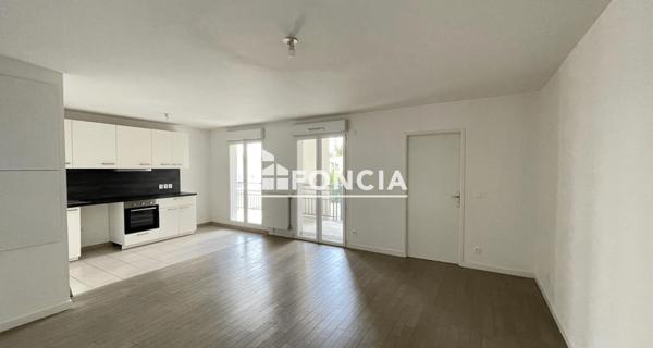 Location Appartement 3 pièces 73.2 m² - Châtenay-malabry 92290