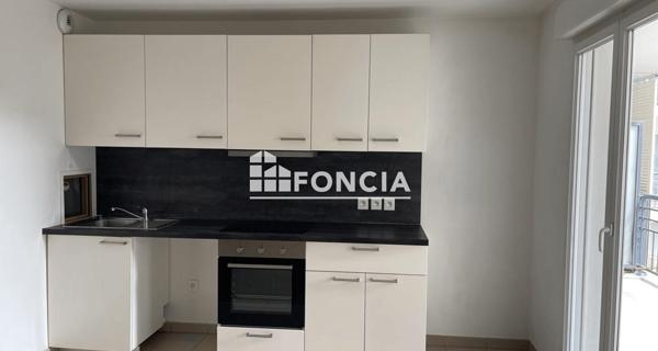 Location Appartement 3 pièces 73.2 m² - Châtenay-malabry 92290