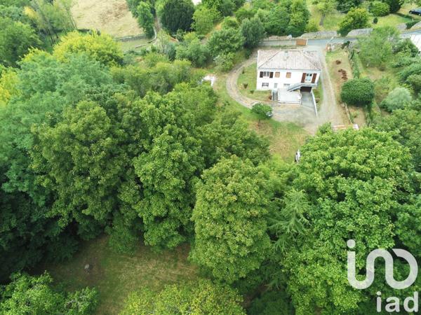 Maison à vendre 8 pièces 132 m² Saint-Hilaire-des-Loges