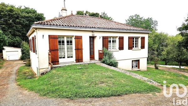 Maison à vendre 8 pièces 132 m² Saint-Hilaire-des-Loges
