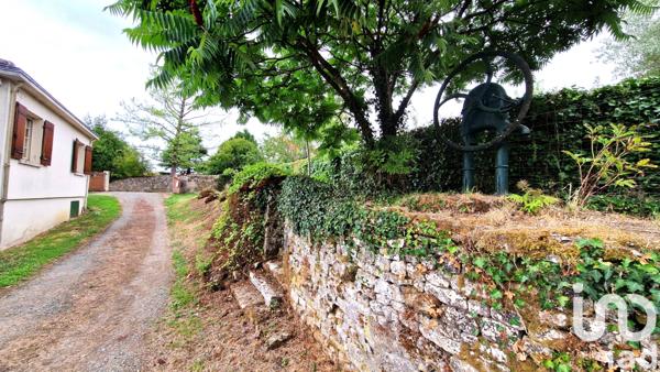 Maison à vendre 8 pièces 132 m² Saint-Hilaire-des-Loges